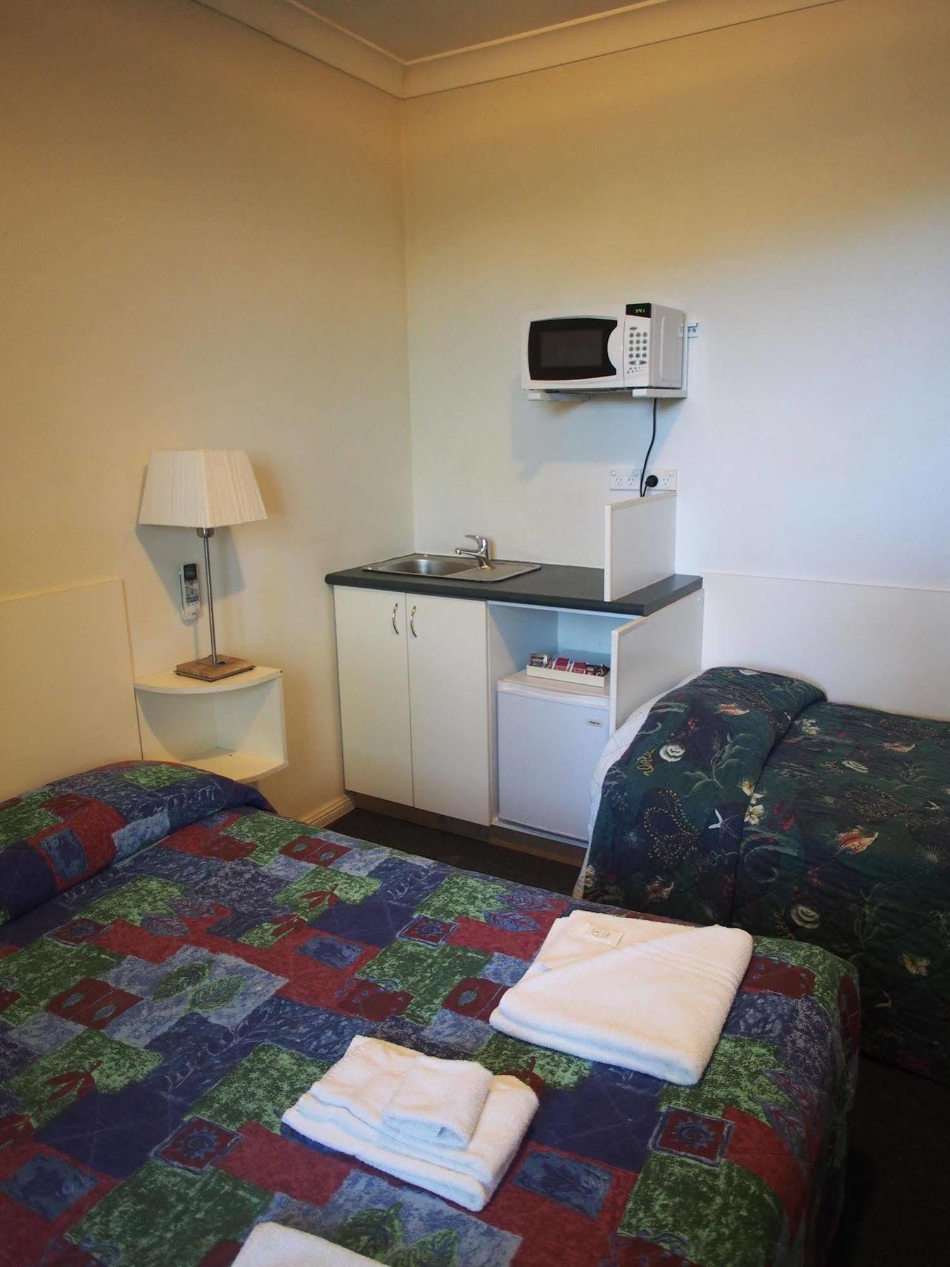 Linwood Lodge Motel Sydney Bagian luar foto